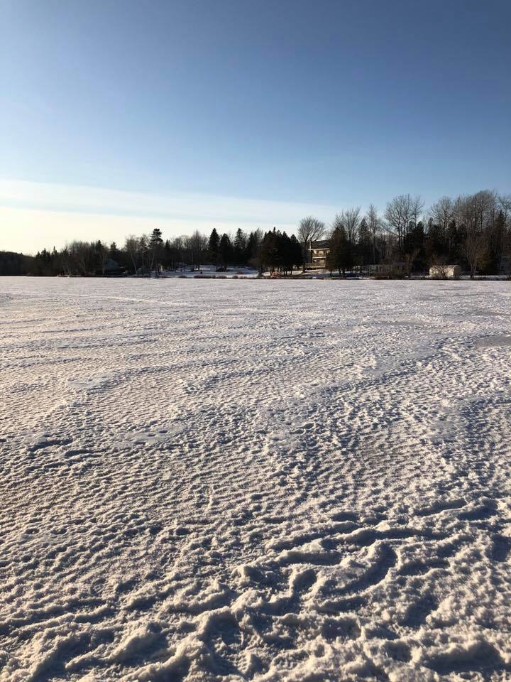 Le lac Saint-Pierre sous son manteau de neige hivernal